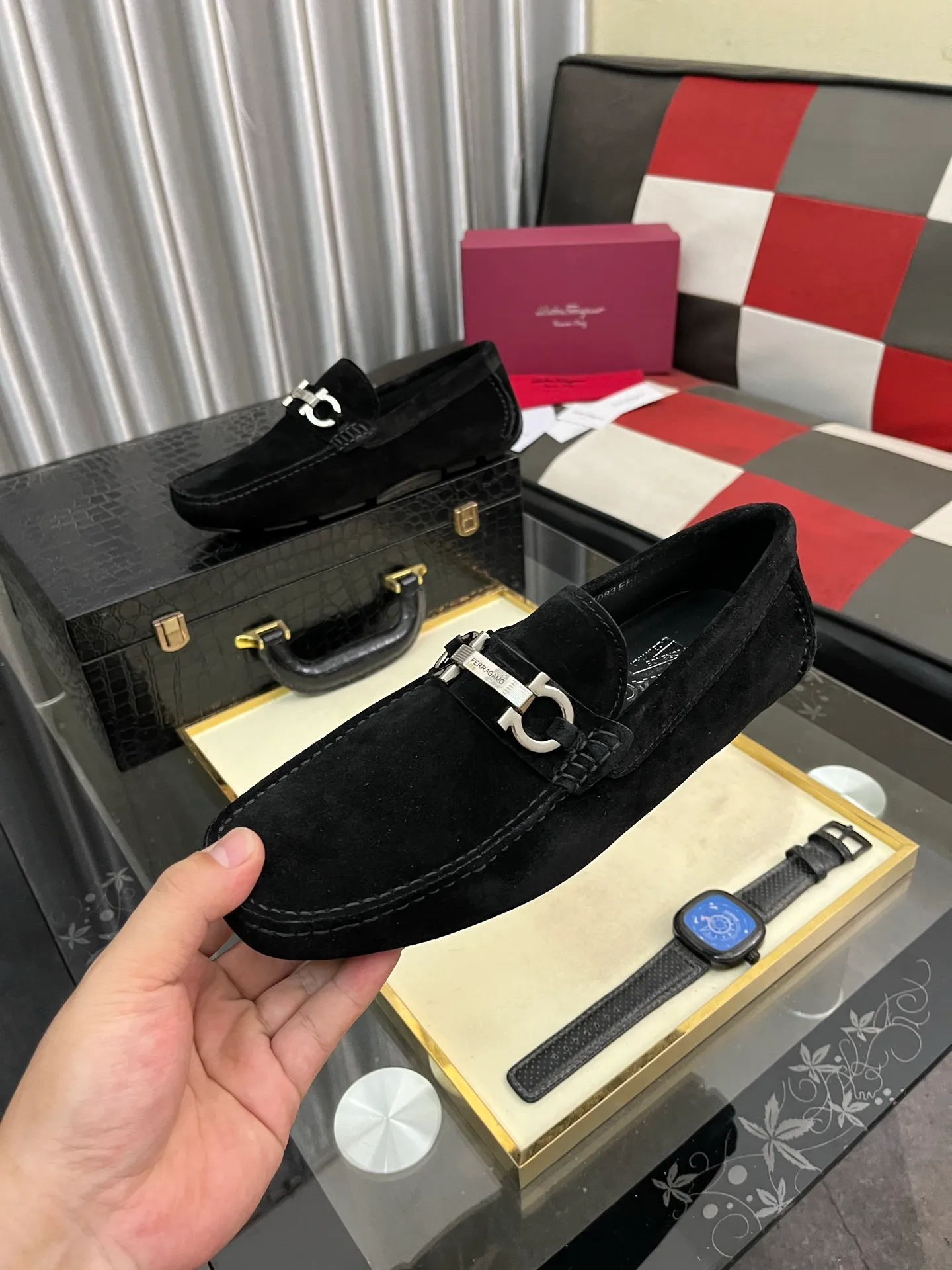 Men's shoes 💰560⌚️⌚️ Ferragamo [Ferragamo] new high-end quality framed shoes. The style is luxurious and elegant, with equal emphasis on practicality and style. We pay special attention to quality and details. The shoe last leather, workmanship and comfort are not inferior! Material: Imported first-layer soft cowhide leather upper ➕Genuine leather lining, code number: 38-446️⃣colors available